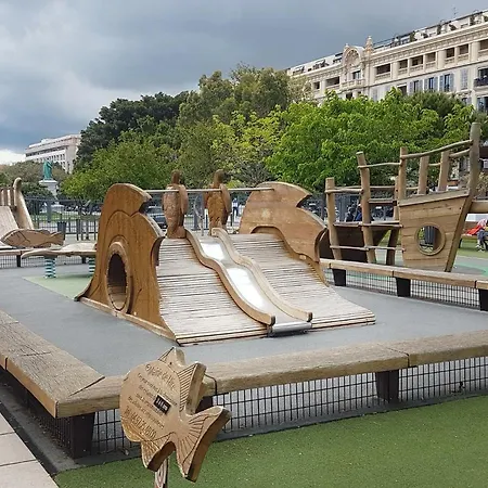 Family 2br Old Town Near Ac