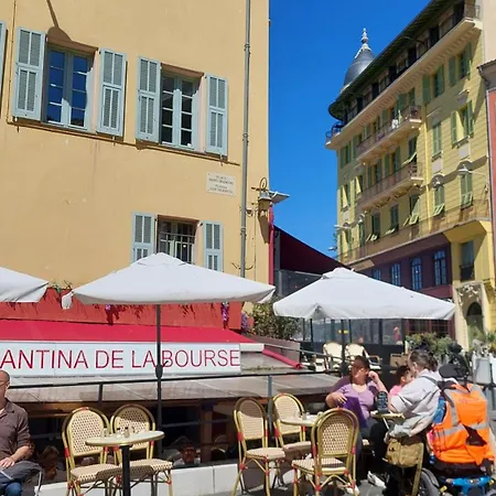 Family 2br Old Town Near Ac Apartmán *